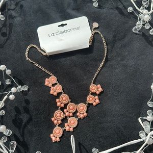 NWT🌸 LIZ CLAIRBORNE NECKLACE